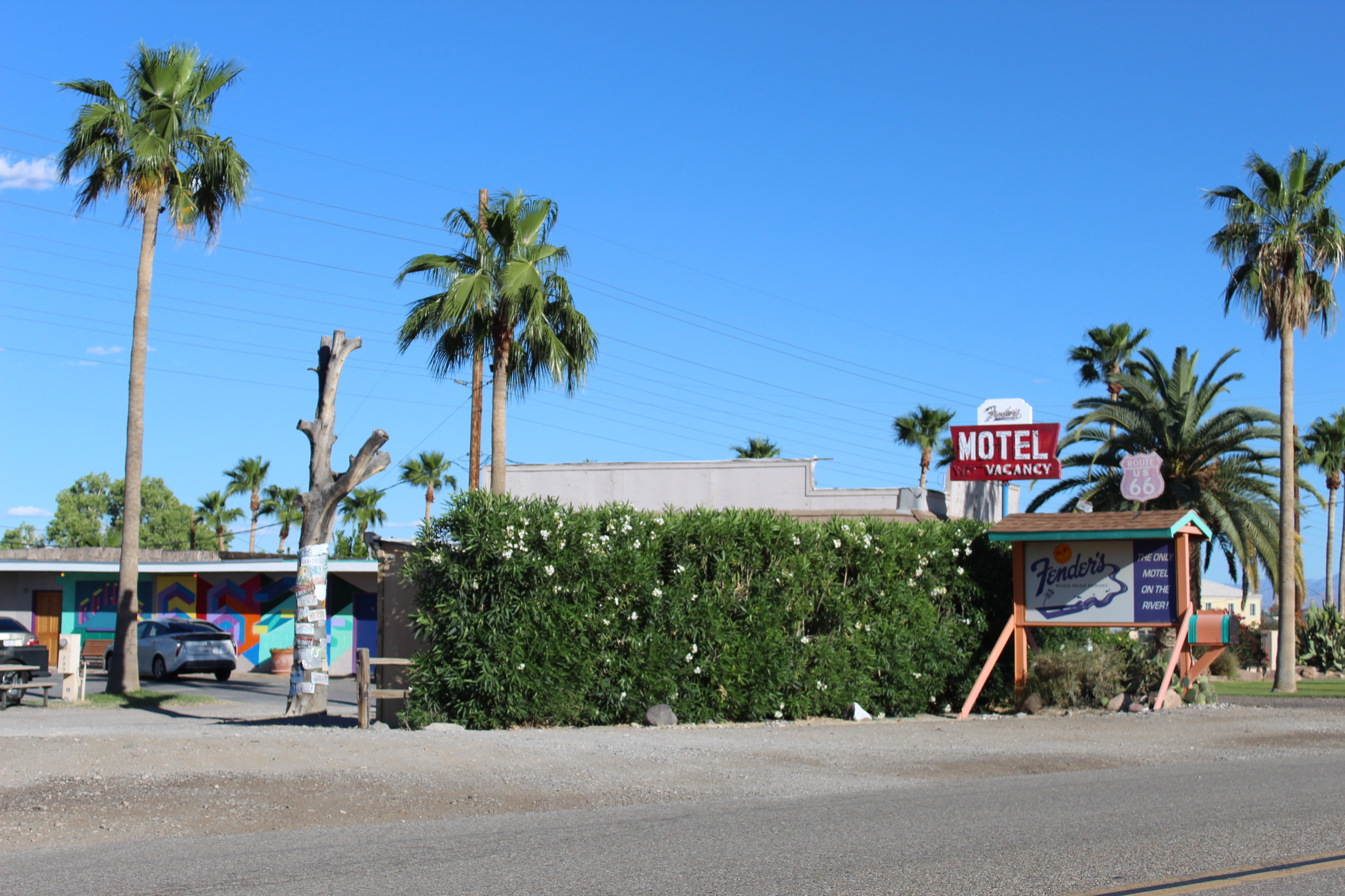 Fender’s River Road Resort & Motel