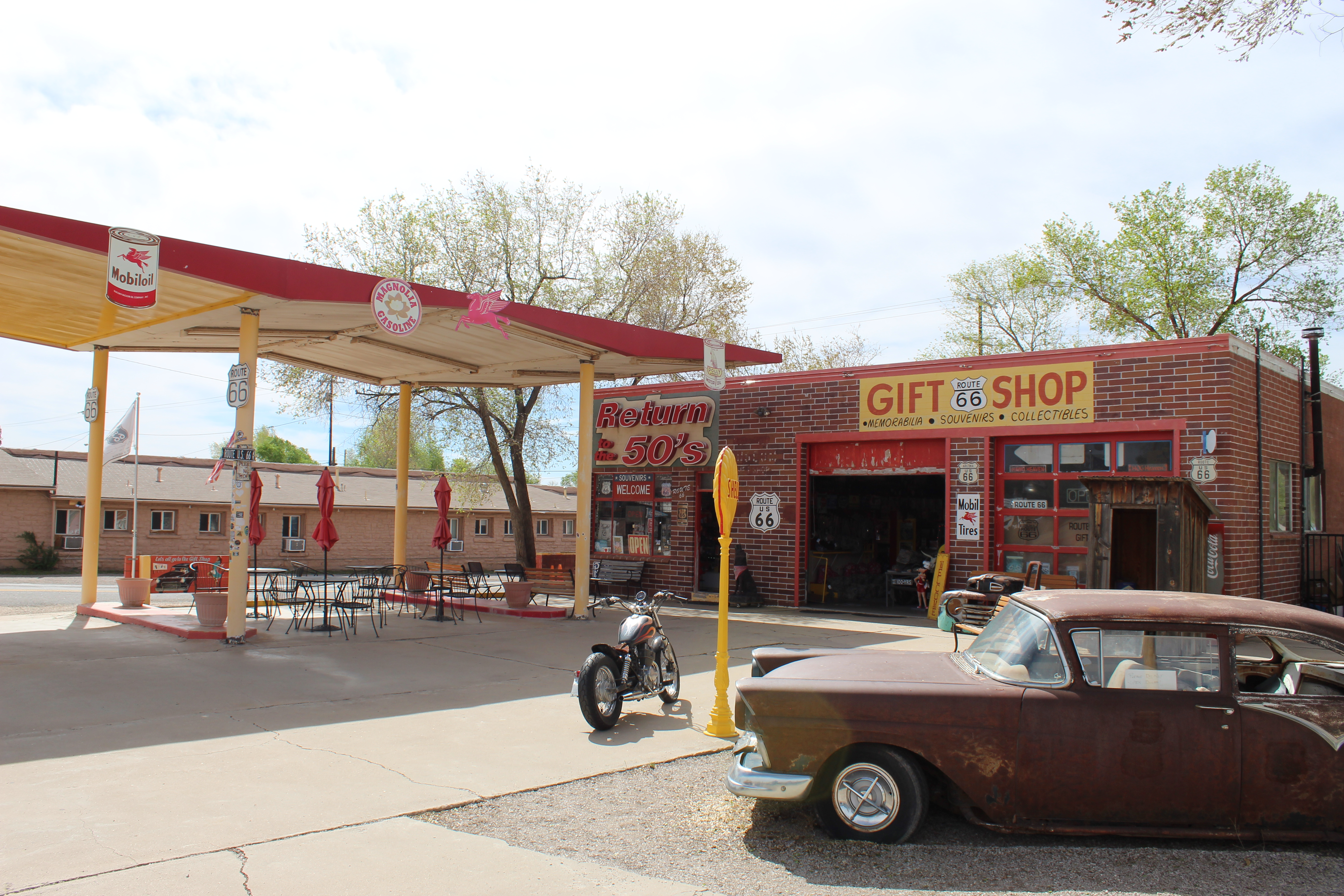 Return To The 50’s in Seligman, Arizona