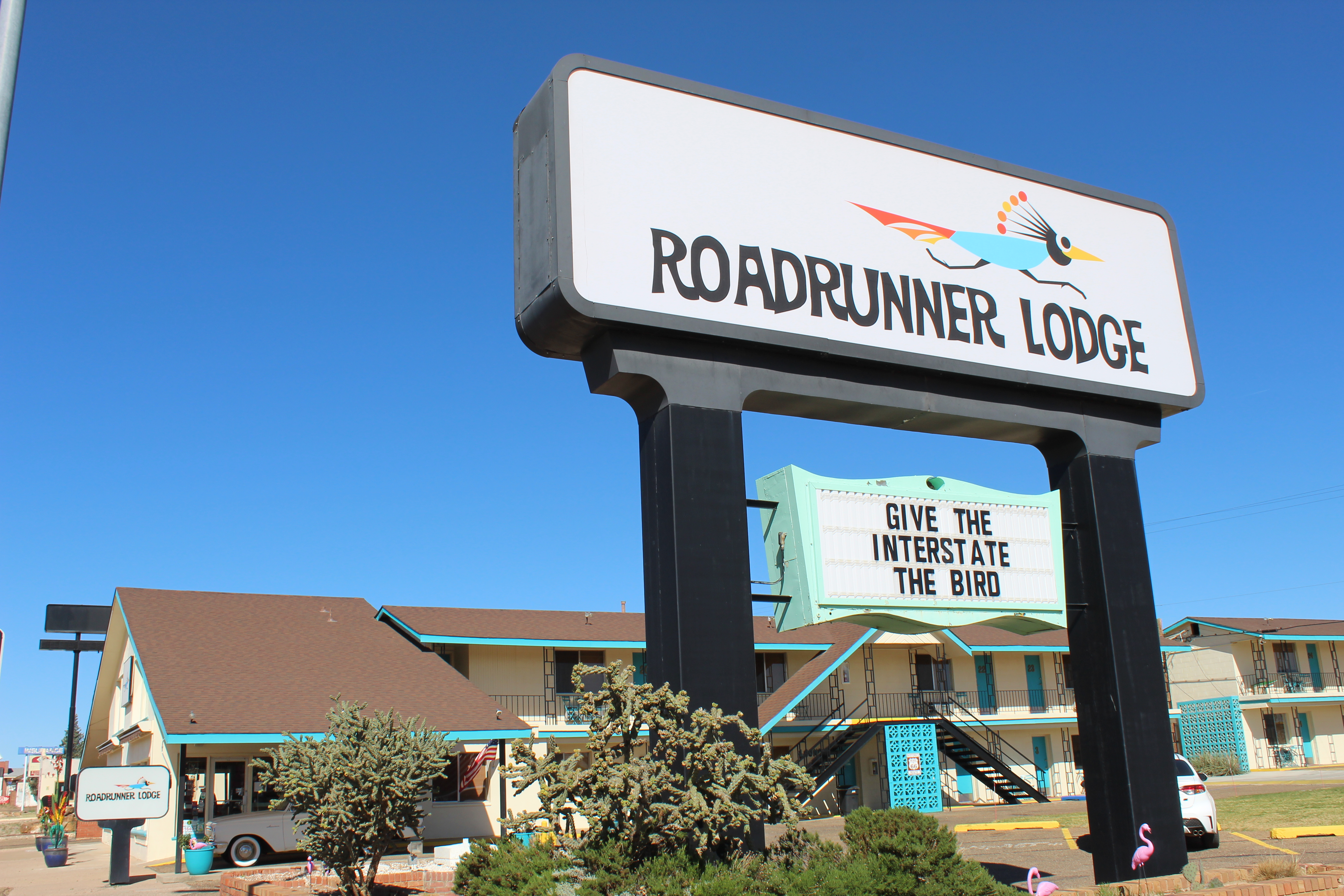 Roadrunner Lodge