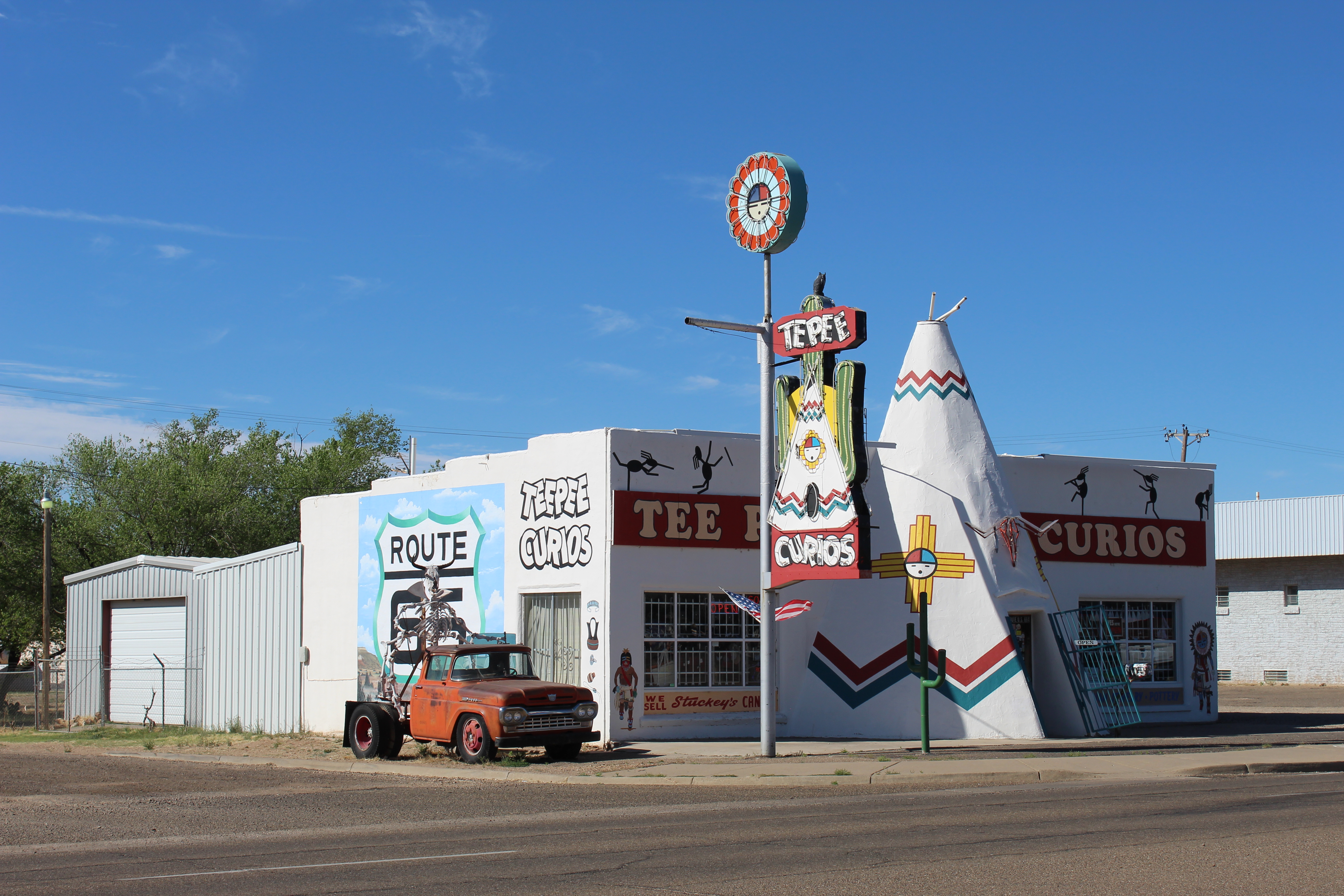 Tee Pee Curios