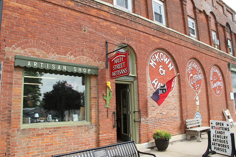Arch Street Artisans in Atlanta, Illinois