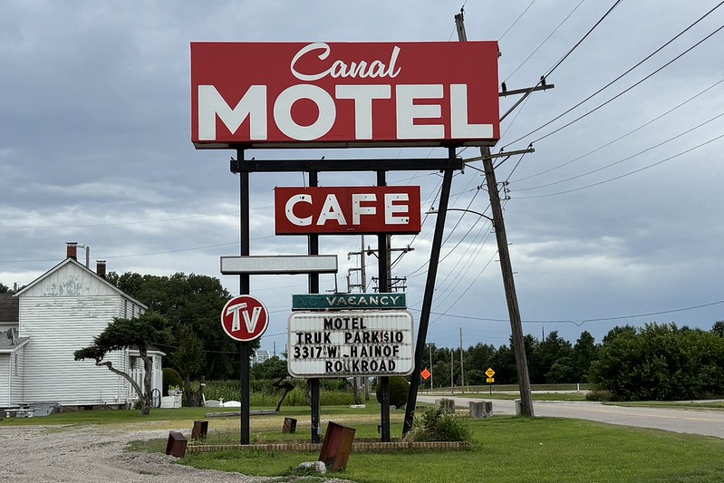 Canal Motel in Granite City, Illinois