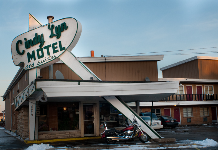 Cindy Lyn Motel