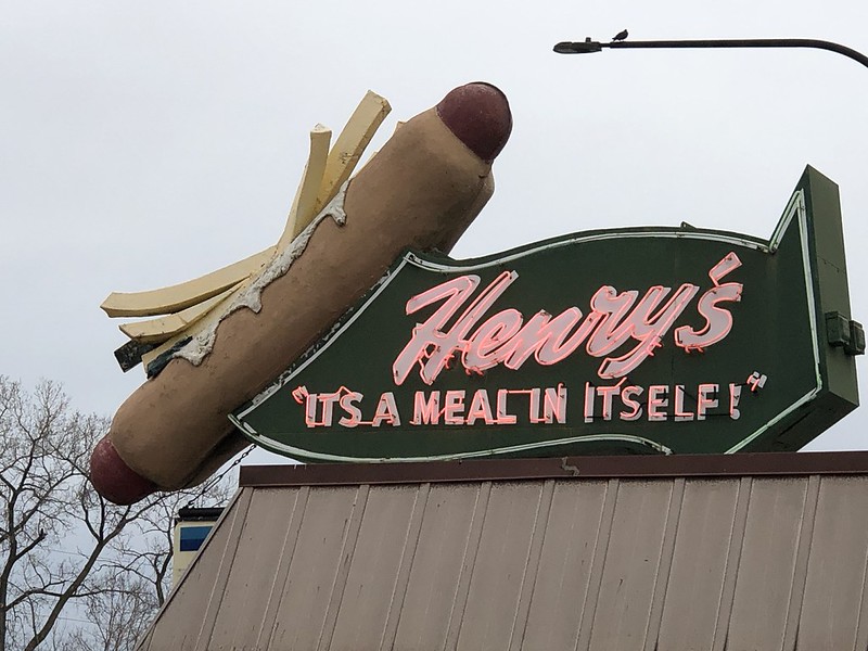 Henry’s Drive In
