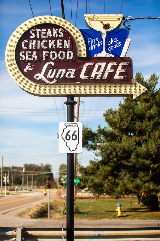 Luna Cafe in Mitchell, Illinois