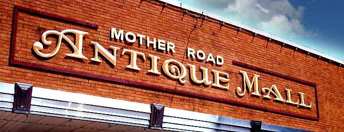 Mother Road Antique Mall in Carlinville, Illinois