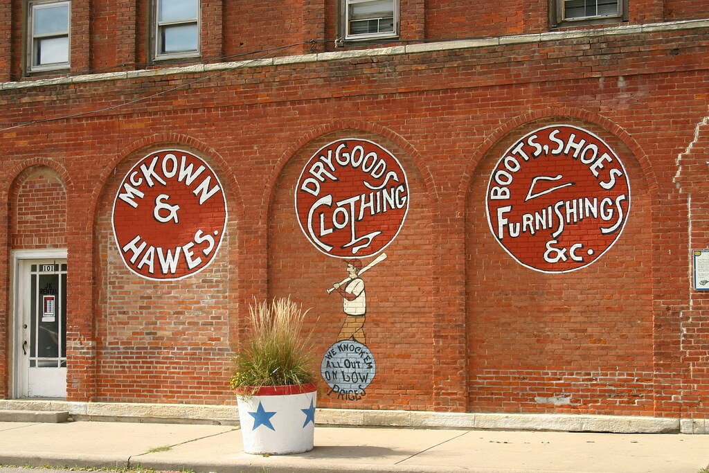 Wisteria Cafe Mural in Atlanta, Illinois
